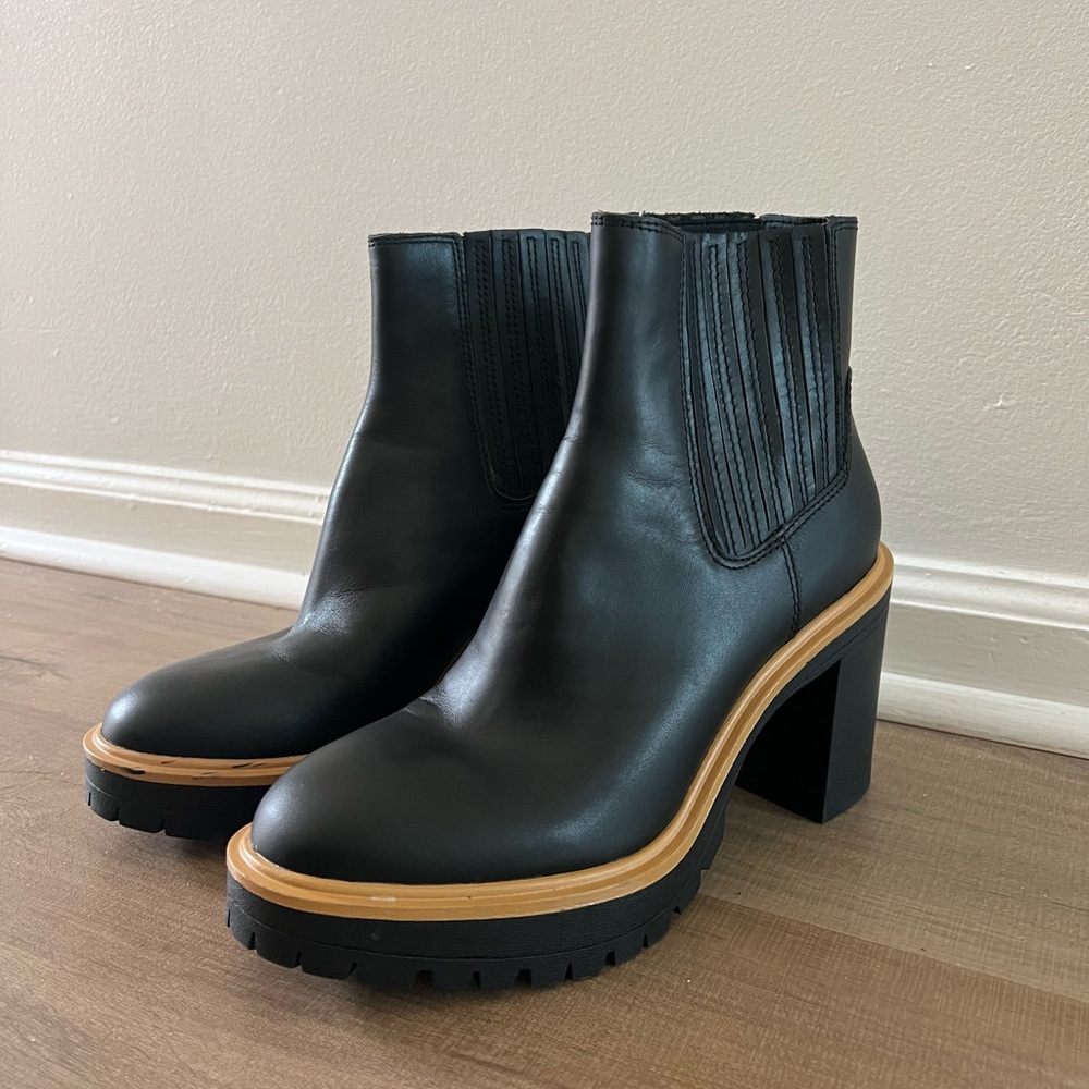 Dolce Vita Castor H2O Booties Onyx Leather Black Boots Size 8.5 NEW